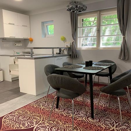 Stefania Apartmanok Budapest Exteriör bild