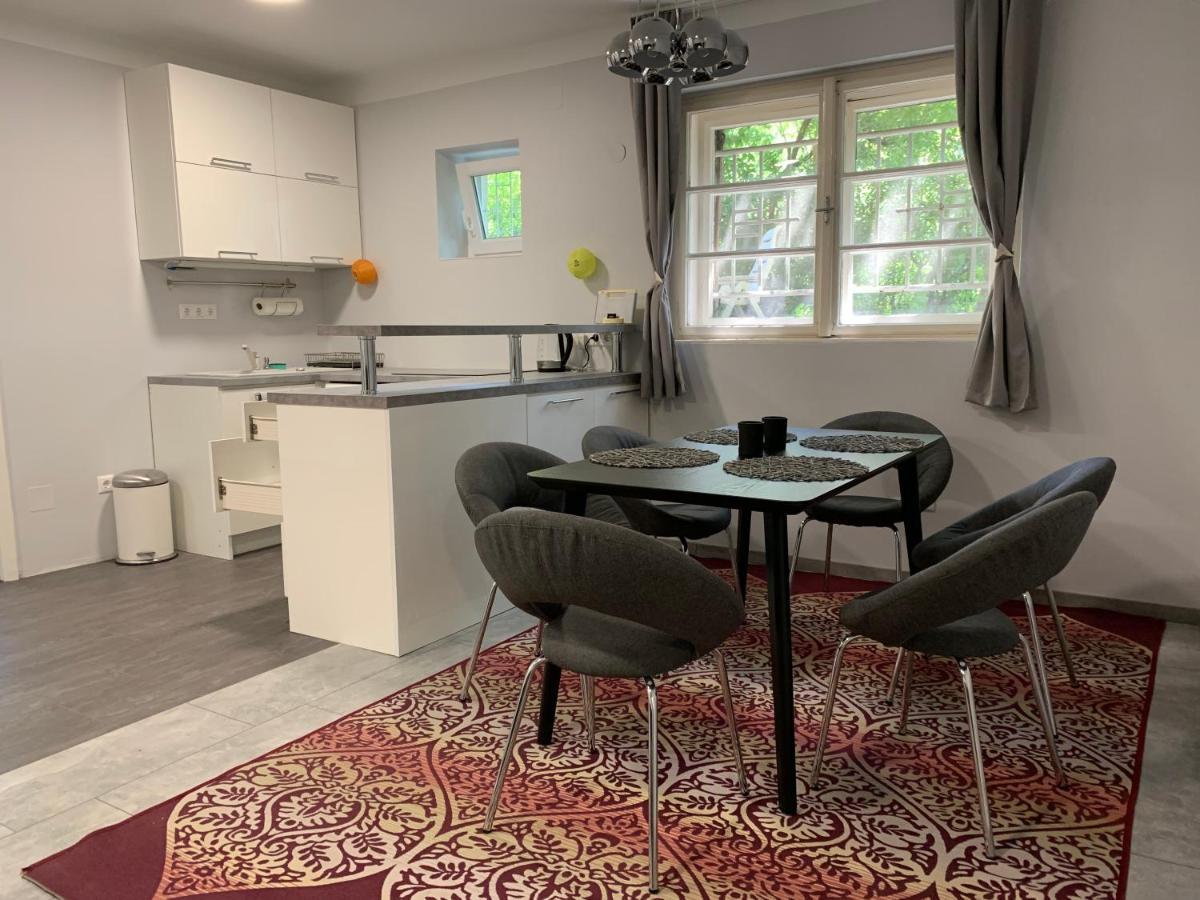 Stefania Apartmanok Budapest Exteriör bild