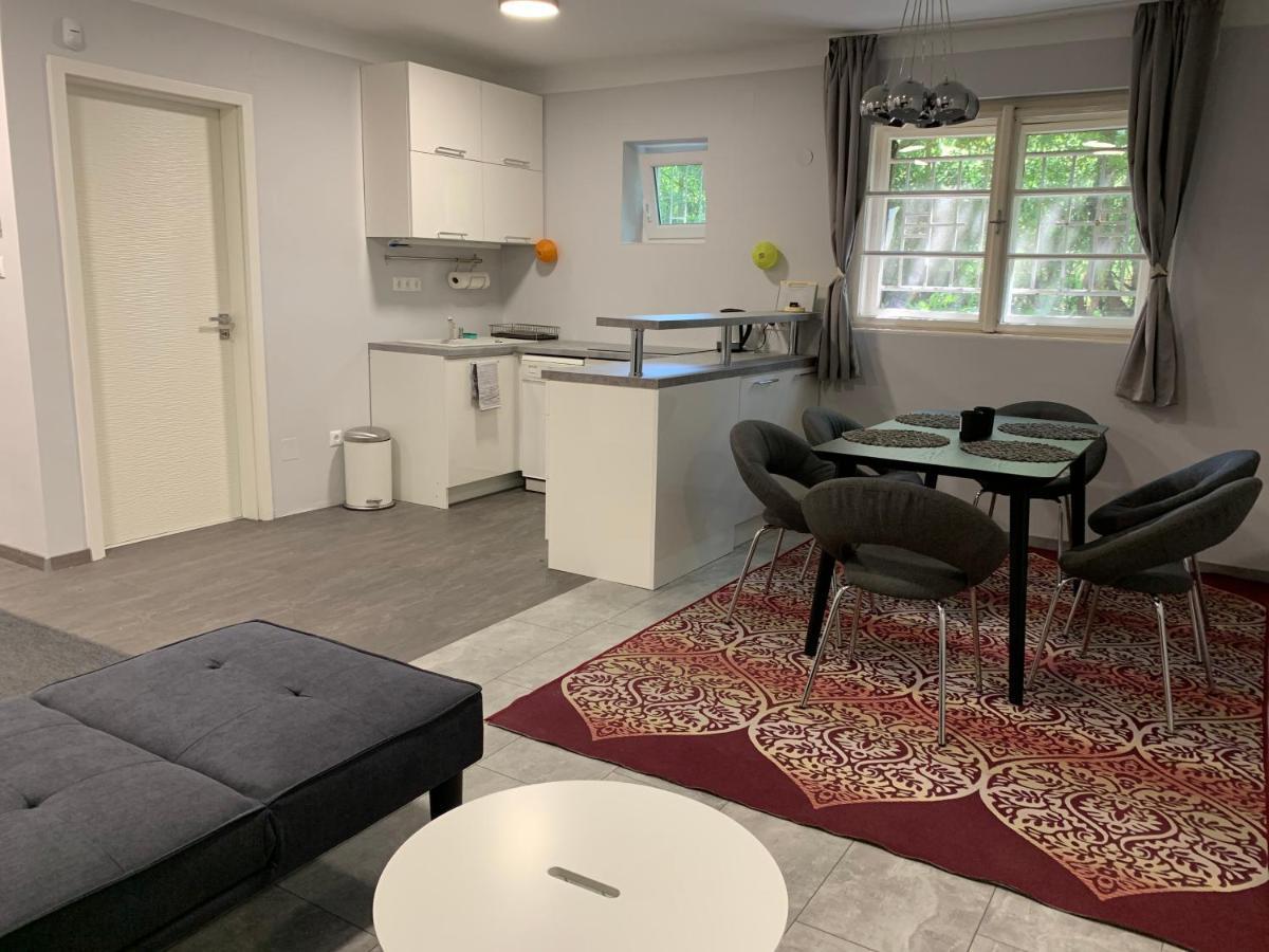 Stefania Apartmanok Budapest Exteriör bild